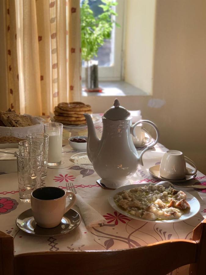Lori'S Traditional House Gjirokaster Ngoại thất bức ảnh