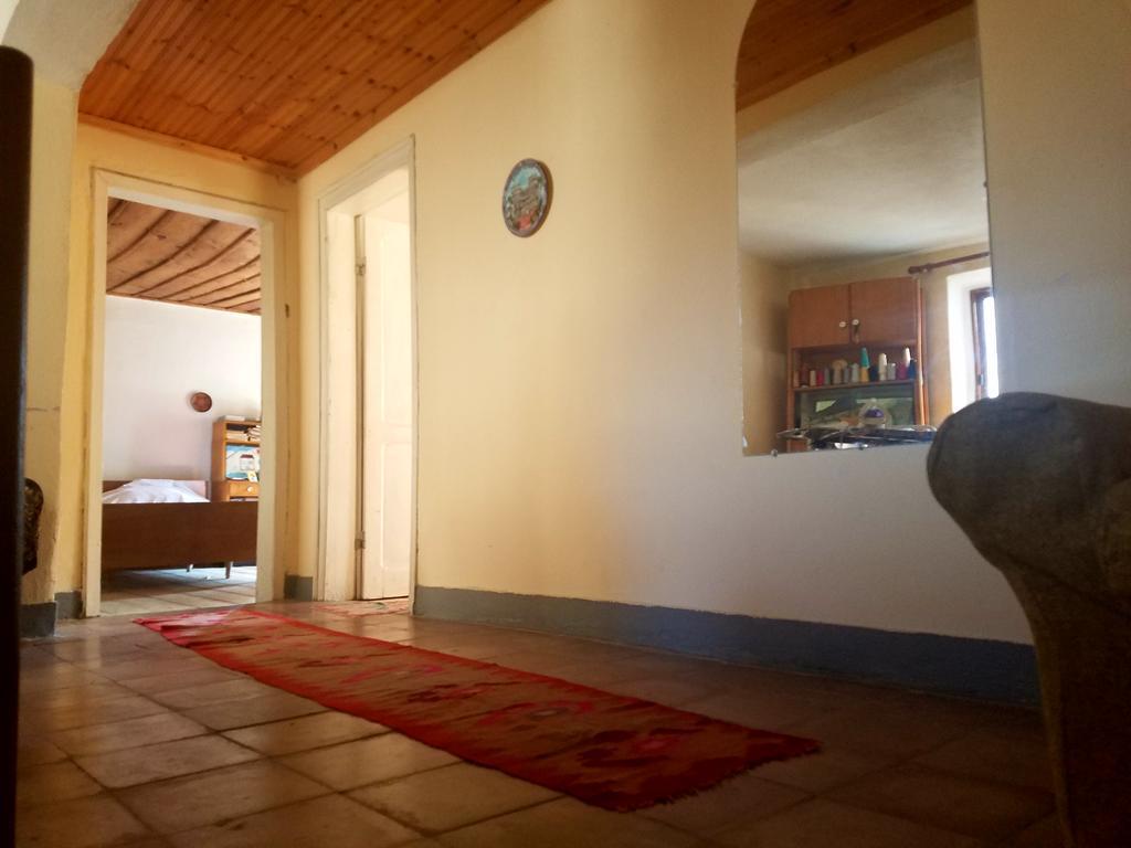 Lori'S Traditional House Gjirokaster Ngoại thất bức ảnh